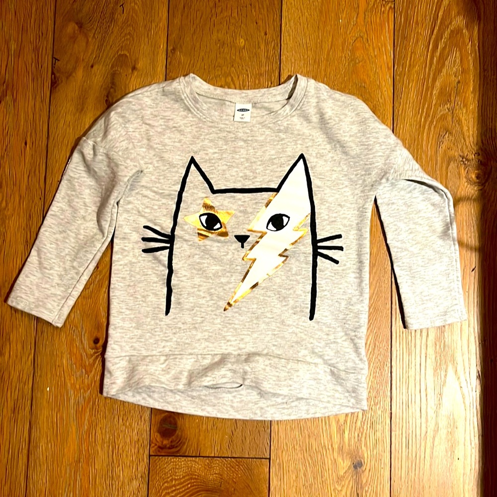 Cute T-shirt with long sleeve Old Navy for three years old
